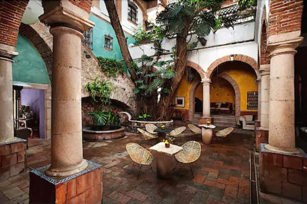 Hotel Los Arcos Taxco de Alarcon Exterior photo