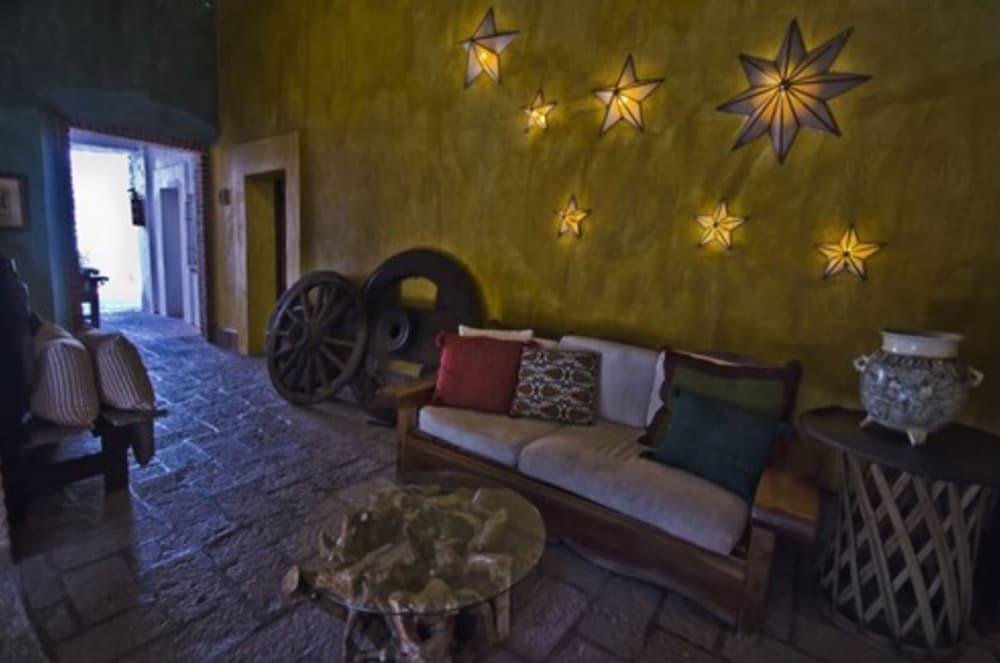 Hotel Los Arcos Taxco de Alarcon Exterior photo