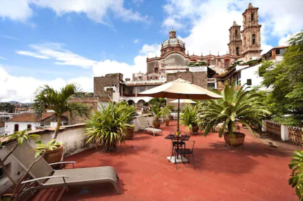 Hotel Los Arcos Taxco de Alarcon Exterior photo