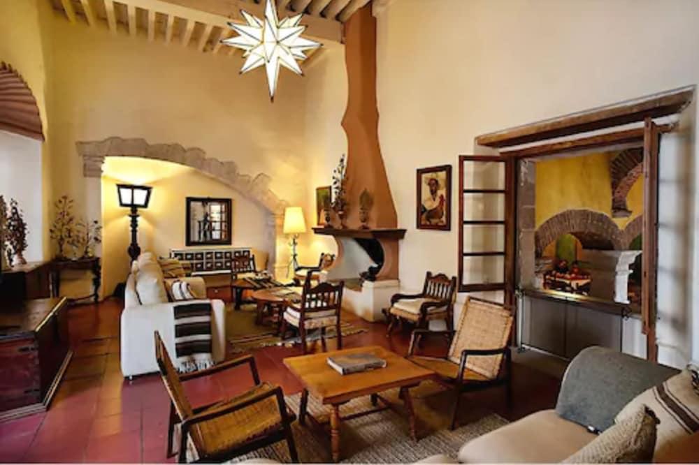 Hotel Los Arcos Taxco de Alarcon Exterior photo